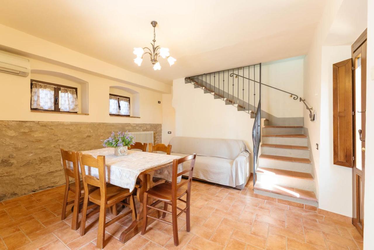 One-Bedroom House on Two floors,1127536446:JPEG